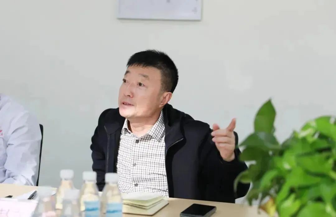 龍港區(qū)人大、區(qū)政府領(lǐng)導(dǎo)一行視察調(diào)研龍港國(guó)際醫(yī)療健康產(chǎn)業(yè)園(圖14)